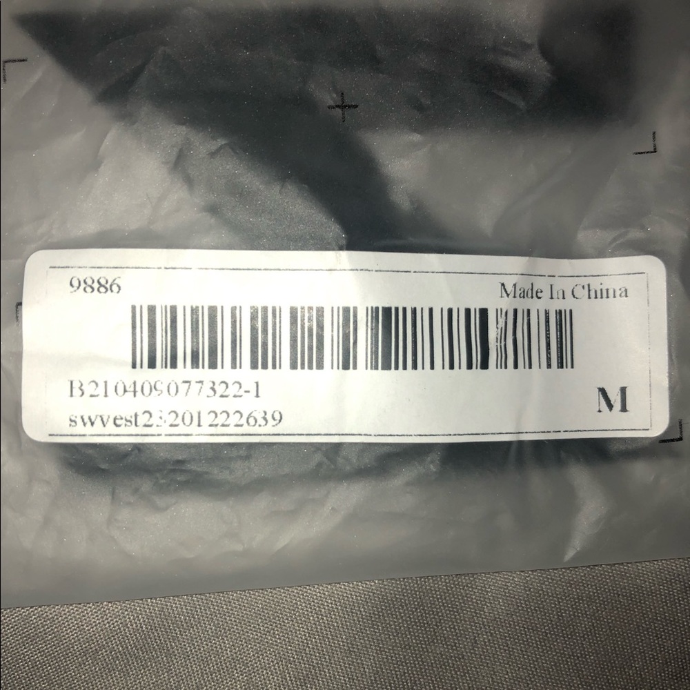 BRAND NEW! SHEIN leopard print cropped tank. - Picture 5 of 5